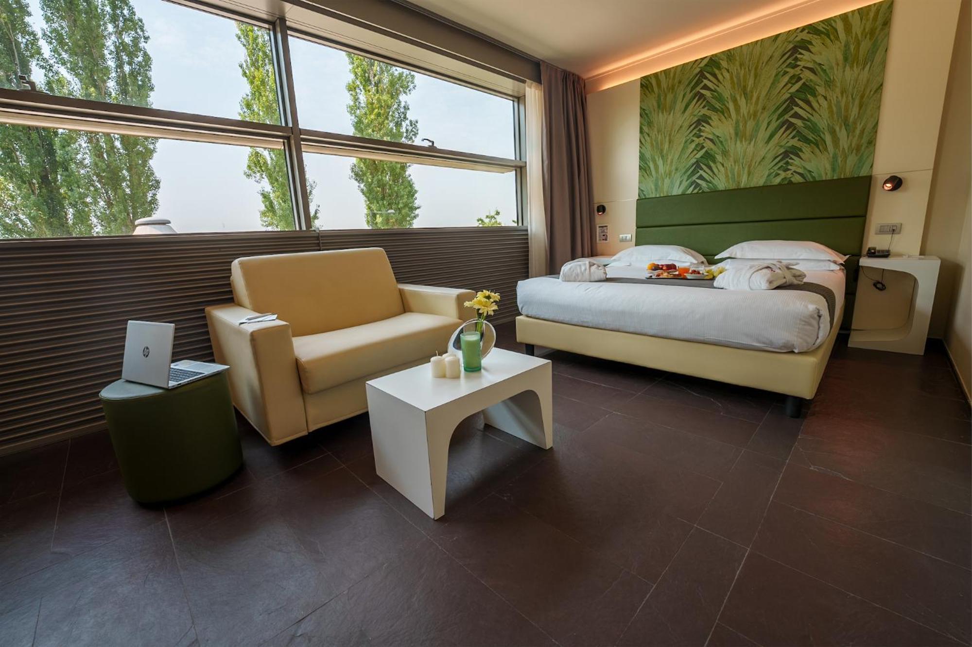 Western Hotel Parma